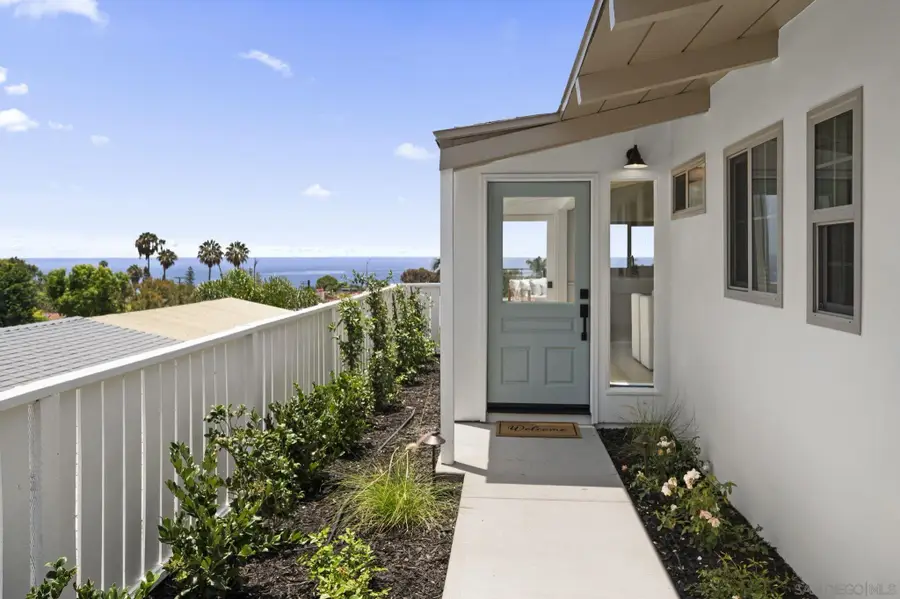 5636 Linda Rosa Ave, La Jolla, CA 92037 - #3