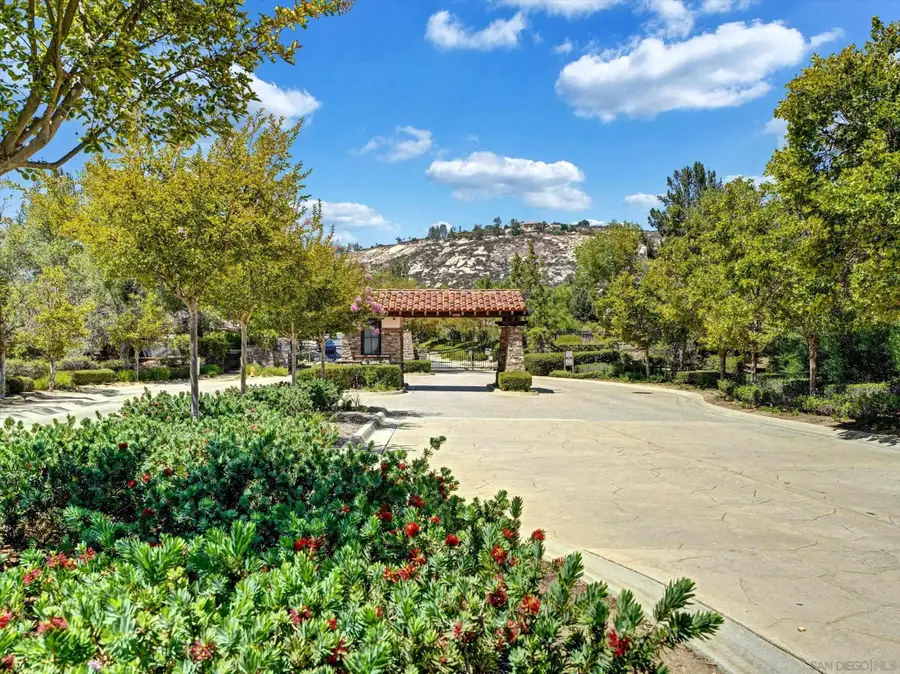 27248 Saint Andrews Ln, Valley Center, CA 92082 - #2