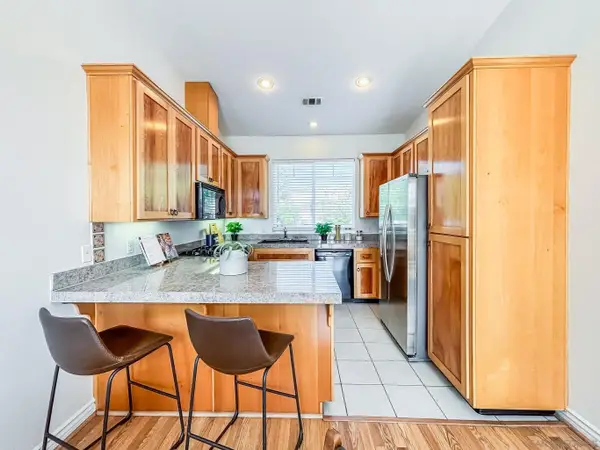 1145 Hornblend, San Diego, CA 92109