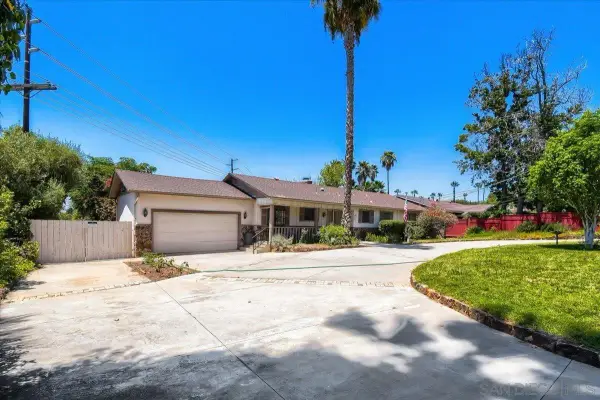 740 El Rancho Drive, El Cajon, CA 92019