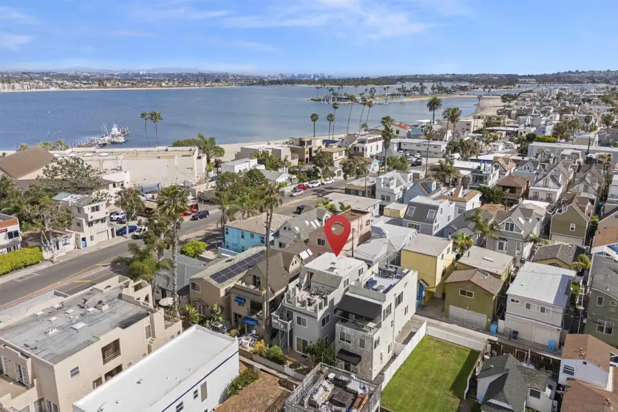 749 Zanzibar Ct, San Diego, CA 92109 - #3