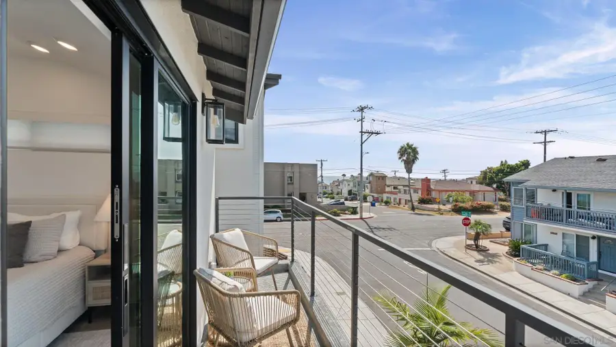 211 Chinquapin Ave, Carlsbad, CA 92008 - #3