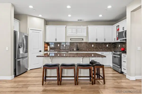 2207 Antonio Dr, Chula Vista, CA 91915