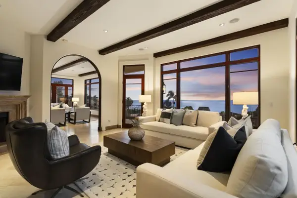 1745 Amalfi St, La Jolla, CA 92037