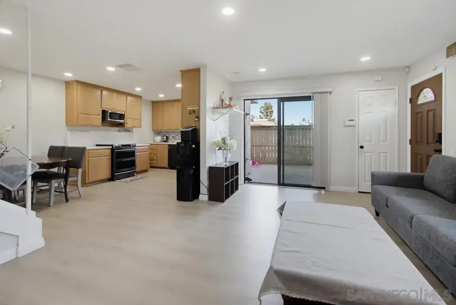 10142 Caminito Zar, San Diego, CA 92126 - #2