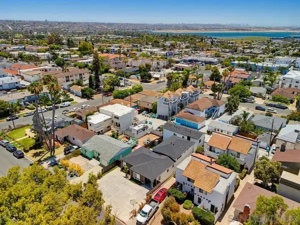 1953 Emerald Street, San Diego, CA 92109