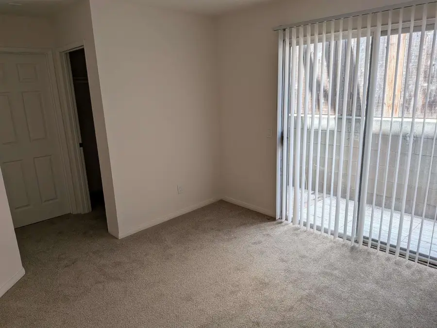 1932 West Dr. #B, Vista, CA 92083 - #3