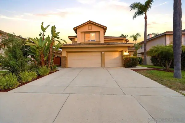 2279 Bear Rock, Escondido, CA 92026