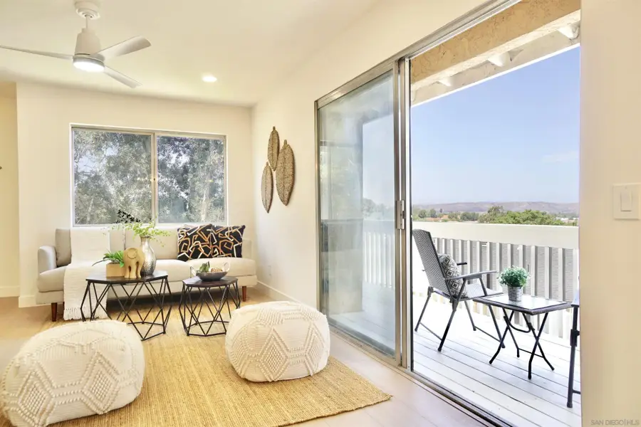 4228 Vista Del Rio Way #1, Oceanside, CA 92057 - #3