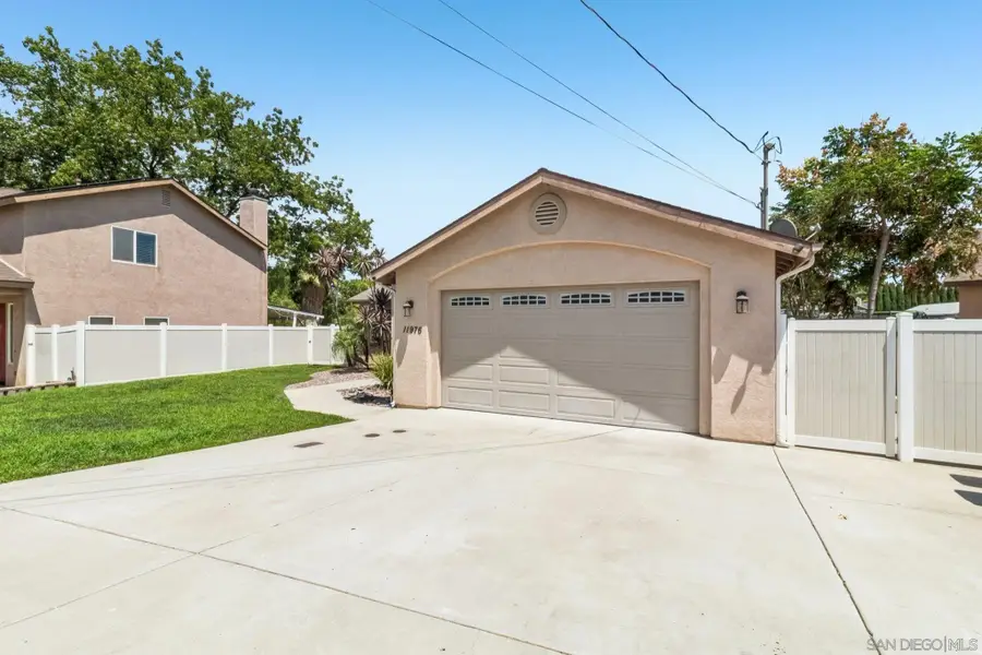 11976 Foothills River Ln, Lakeside, CA 92040 - #2