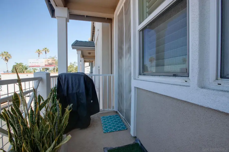 3030 Beachwood Bluff, San Diego, CA 92117 - #3