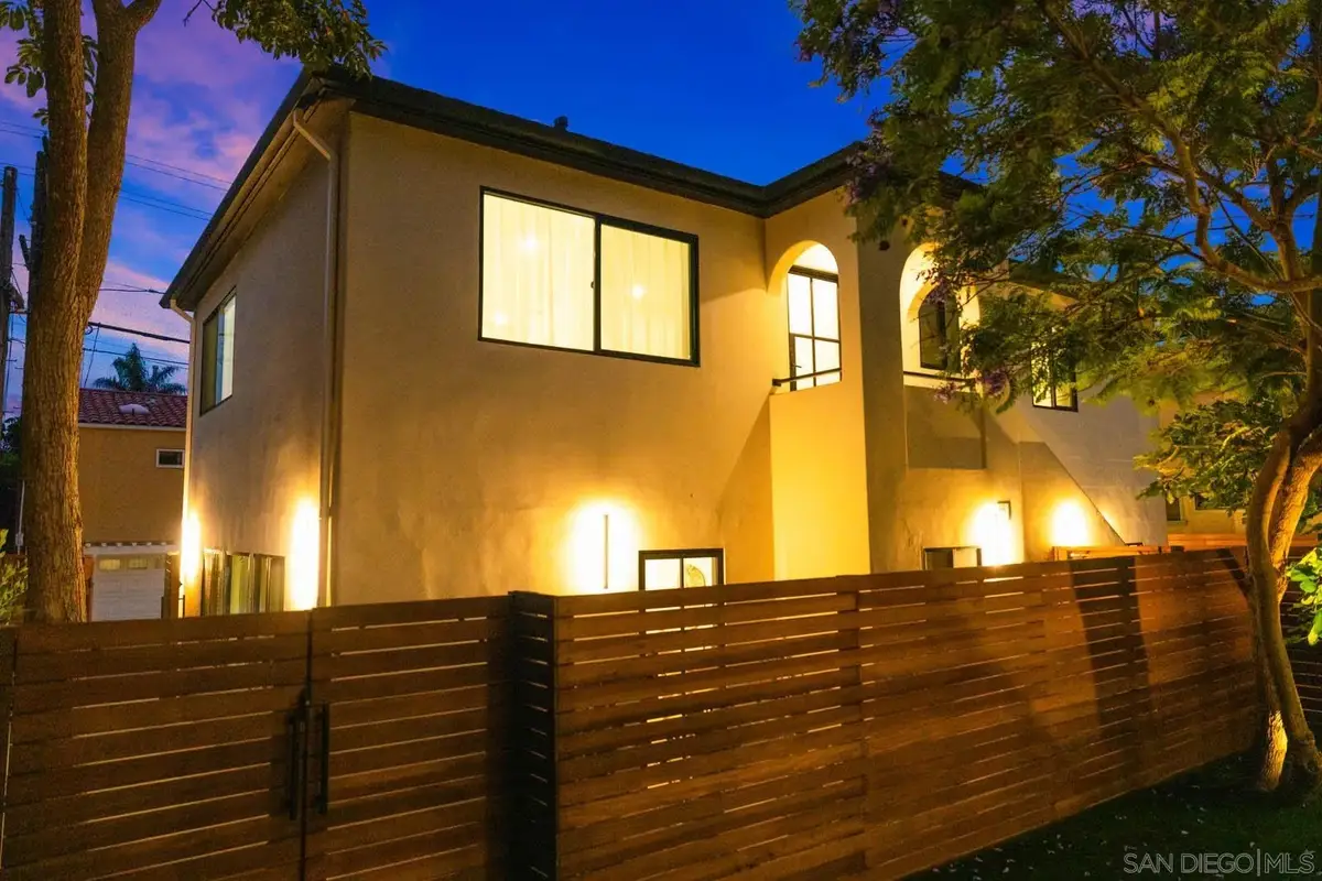 7372-7374 Fay Ave, La Jolla, CA 92037 - #1