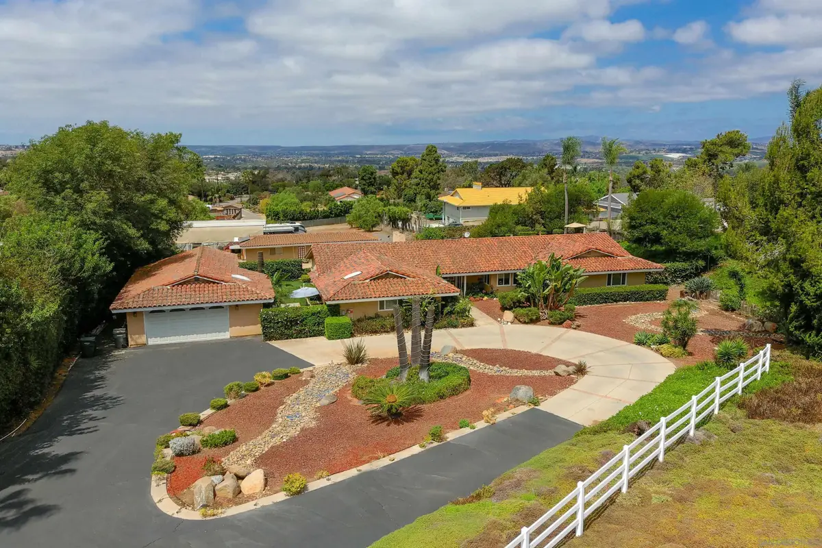 2720 Mason Way, Vista, CA 92084 - #1