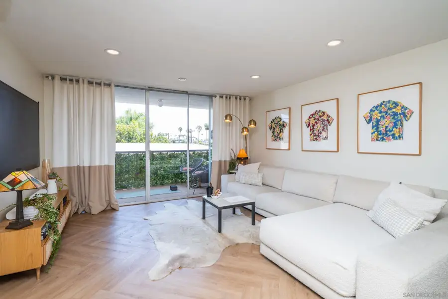 727 Sapphire St #312, San Diego, CA 92109 - #3