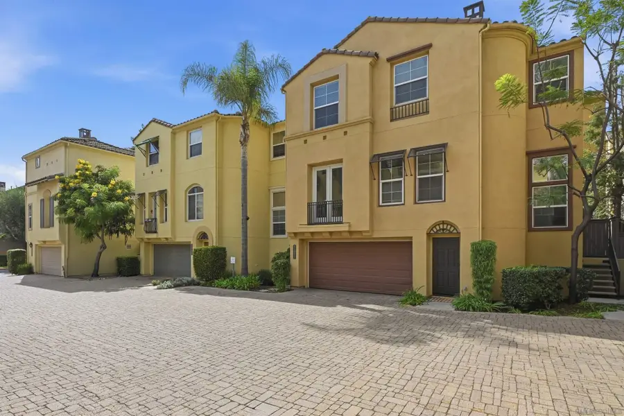 2800 Villas Way, San Diego, CA 92108 - #3