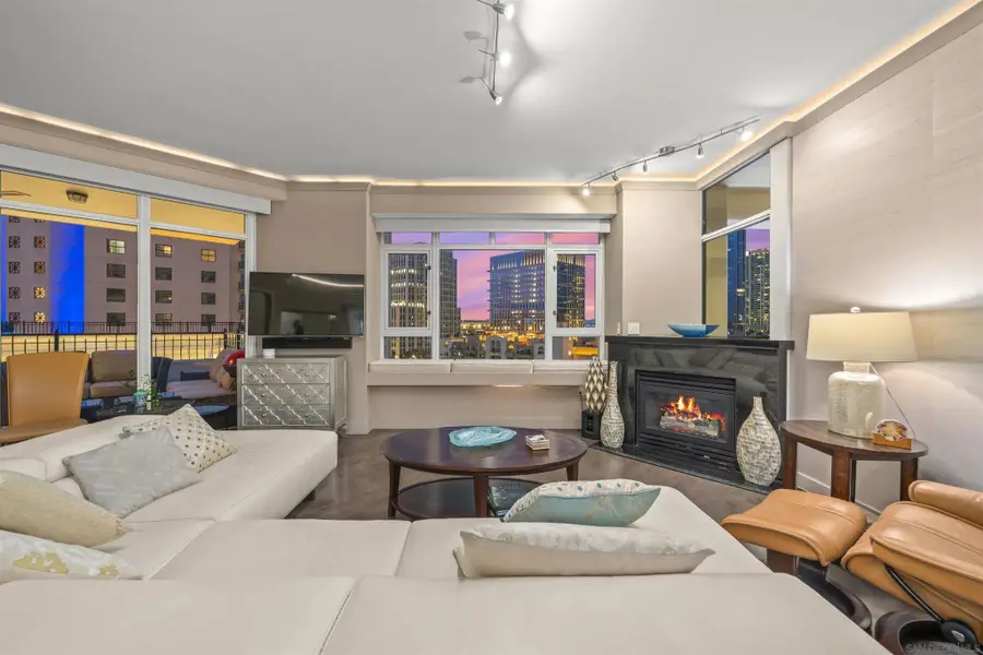 700 W Harbor Drive #805, San Diego, CA 92101 - #2