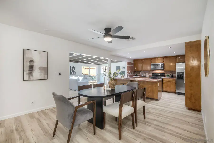 750 Melrose Pl, Vista, CA 92083 - #2
