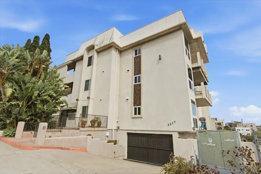 3217 Columbia St #11, San Diego, CA 92103 - #2