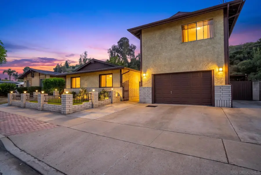 4621 Chateau Drive, San Diego, CA 92117 - #2