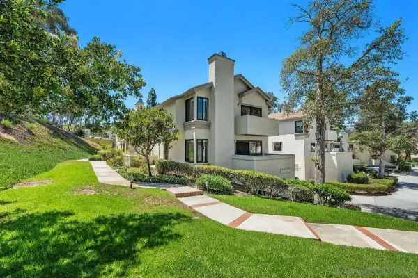 2750 Ariane Dr #135, San Diego, CA 92117