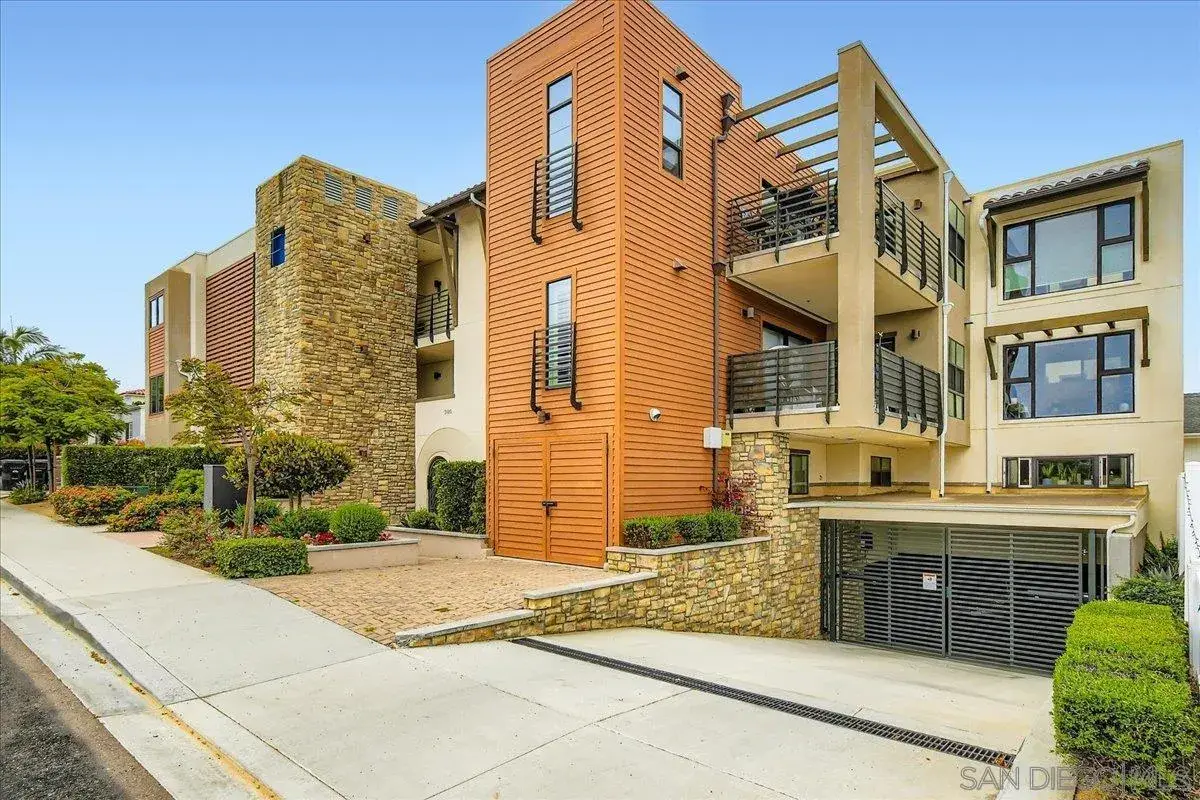 3128 Caon St #301, San Diego, CA 92106 - #1