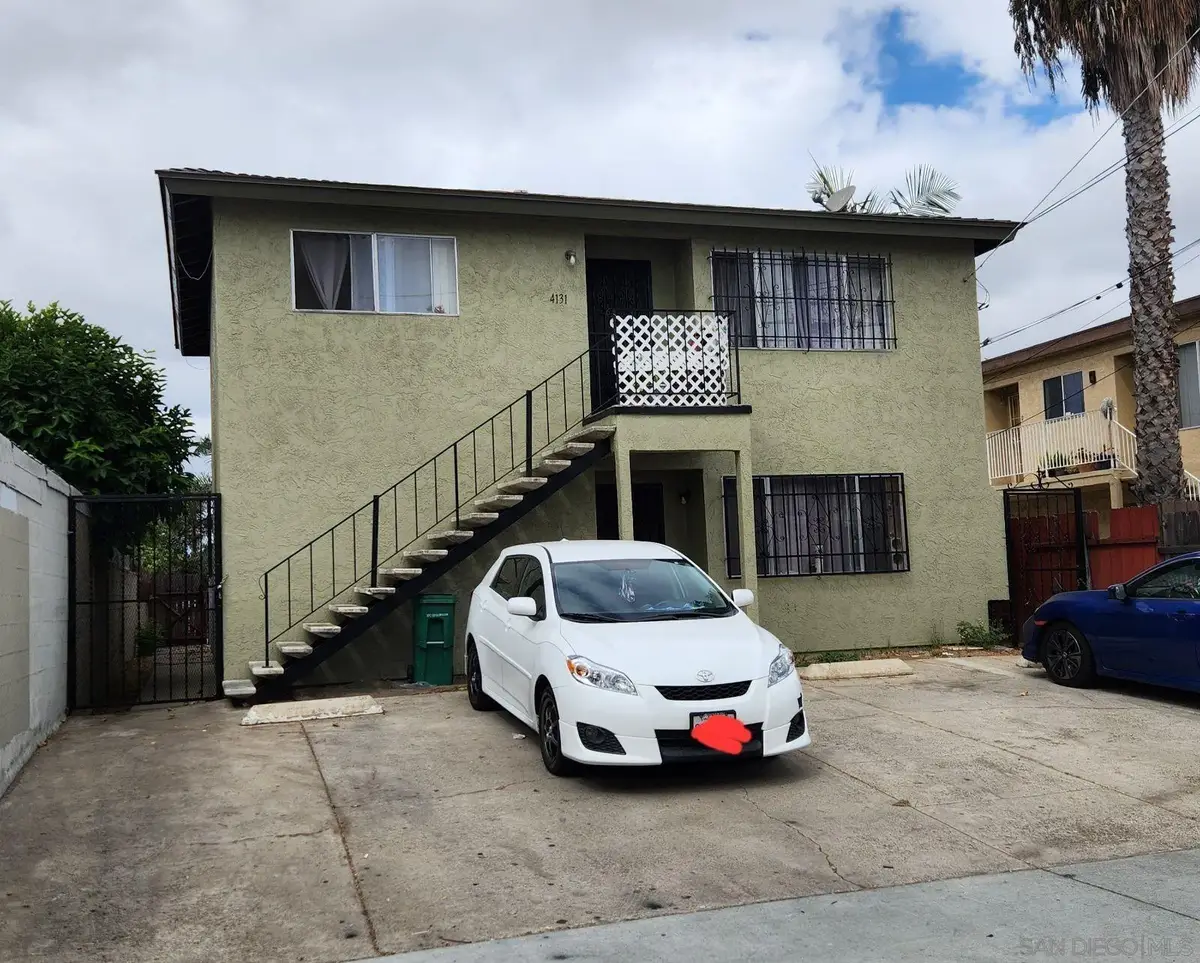4129-31 Chamoune, San Diego, CA 92105 - #1