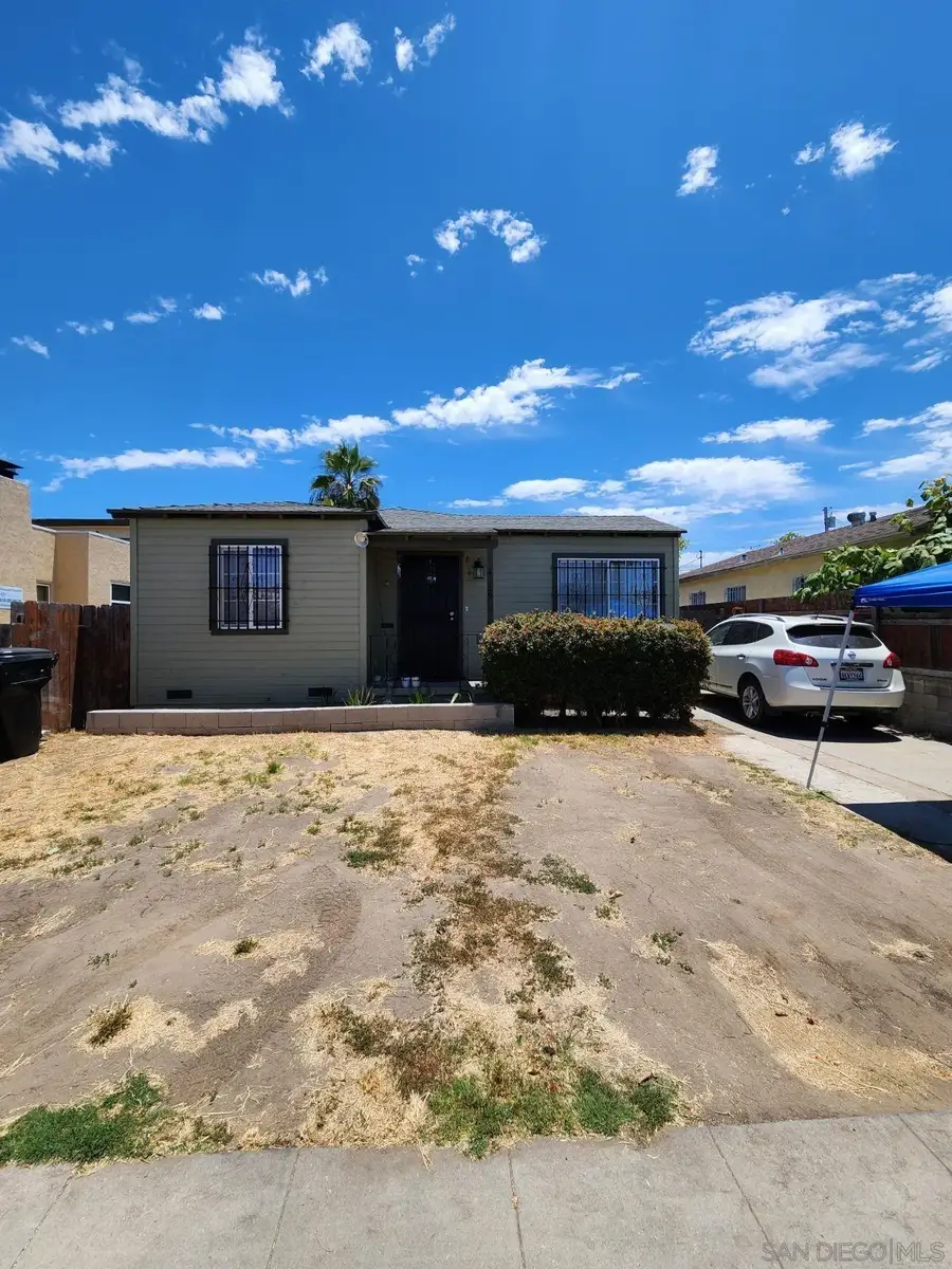 4129-31 Chamoune, San Diego, CA 92105 - #2