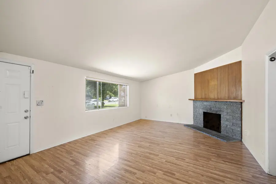 941 Grove Ave, Imperial Beach, CA 91932 - #3