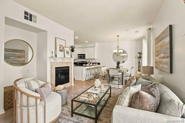 845 Harbor Cliff Way #305, Oceanside, CA 92054