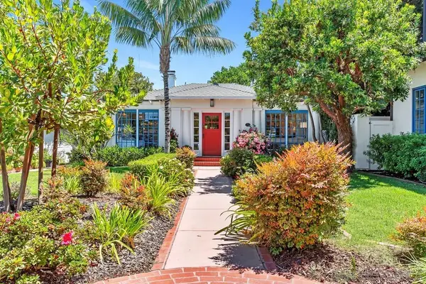 1111 G Avenue, Coronado, CA 92118