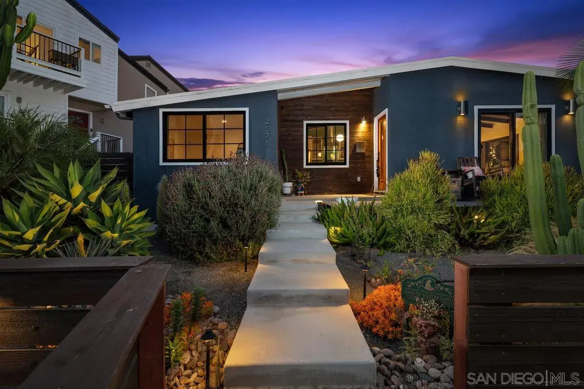 2076 Emerald St, San Diego, CA 92109 - #1