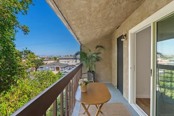 1762 Locust St #4, San Diego, CA 92106