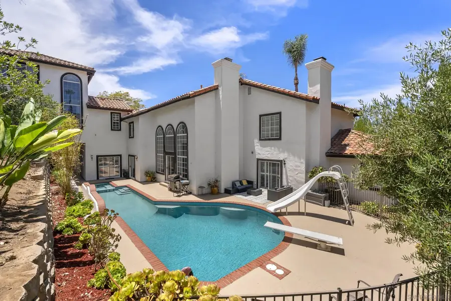 1696 Gil, Vista, CA 92084 - #3