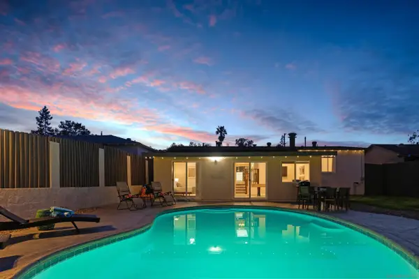377 El Monte Rd, El Cajon, CA 92020