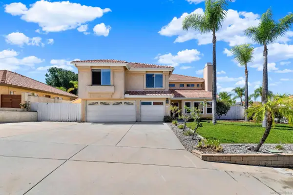 1371 Westminster Pl, Escondido, CA 92027