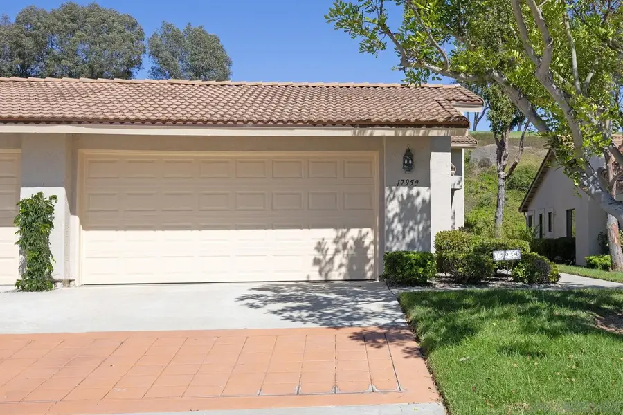 17959 Avenida Alozdra, San Diego, CA 92128 - #3