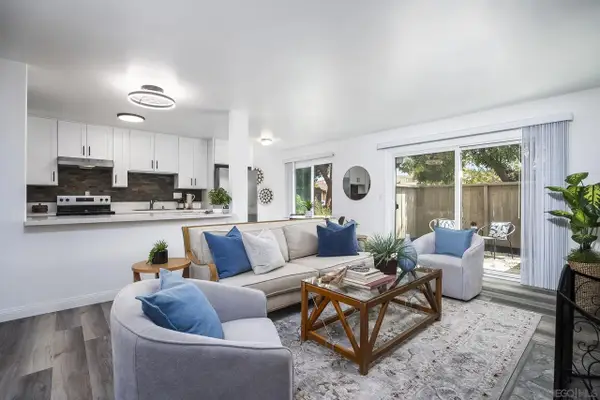 2388 Grand, San Diego, CA 92109