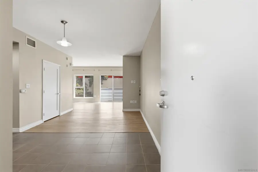 550 15th St. #207, San Diego, CA 92101 - #3