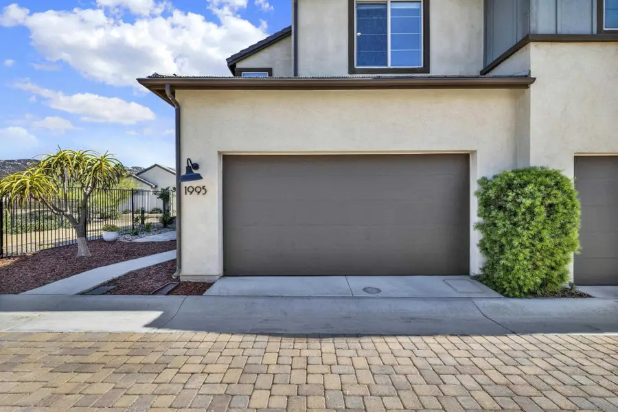 1995 Julie Dawn Pl., Escondido, CA 92026 - #2