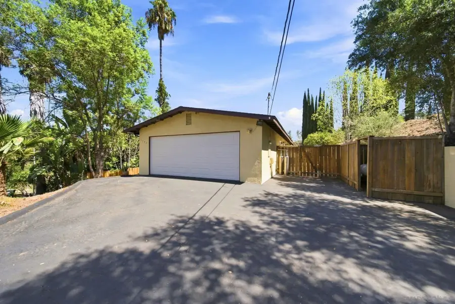 1752 N Ash St., Escondido, CA 92027 - #2