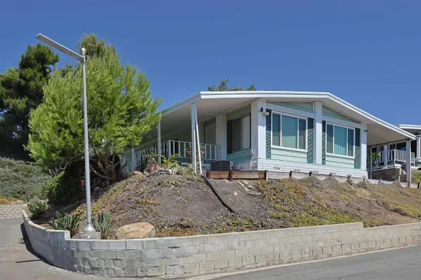 275 S Worthington St #105, Spring Valley, CA 91977