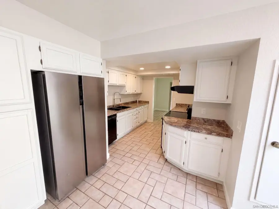 10781 Portobelo, San Diego, CA 92124 - #2