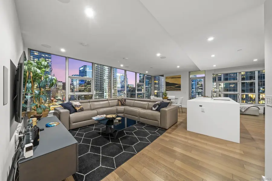 1388 Kettner Blvd #1706, San Diego, CA 92101 - #3