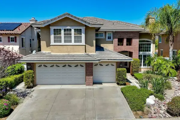 2267 Orchard View Lane, Escondido, CA 92027