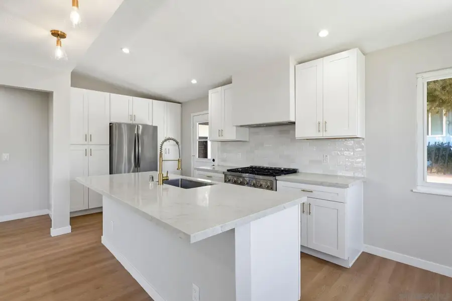 6228 Calle Pavana, San Diego, CA 92139 - #3