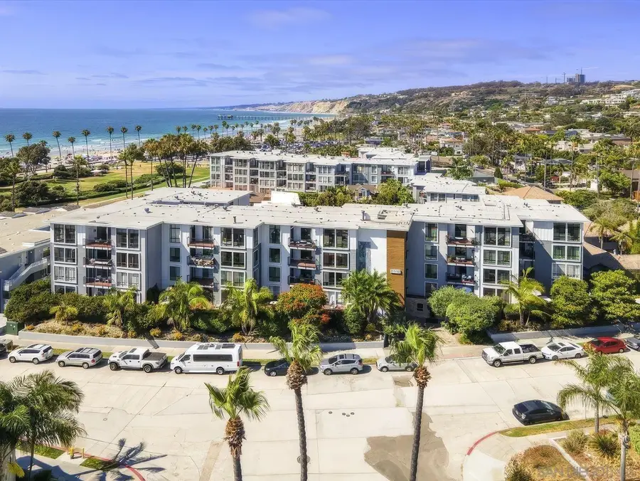 2130 Vallecitos #246, La Jolla, CA 92037 - #2