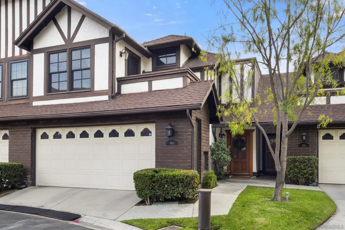 984 S Rim Crest Dr #7, Anaheim, CA 92807 - #1
