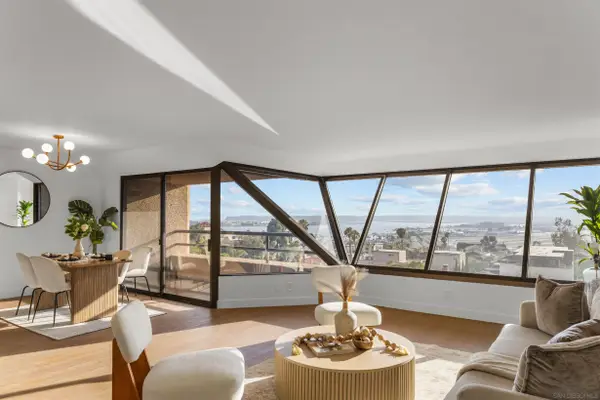 230 W Laurel St #502, San Diego, CA 92101