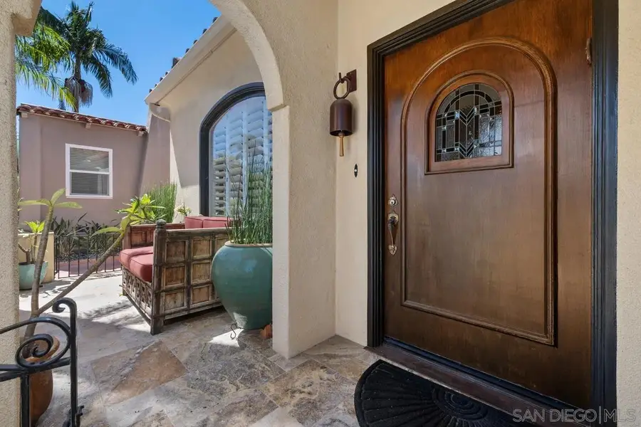 4874 Edgeware Road, San Diego, CA 92116 - #3