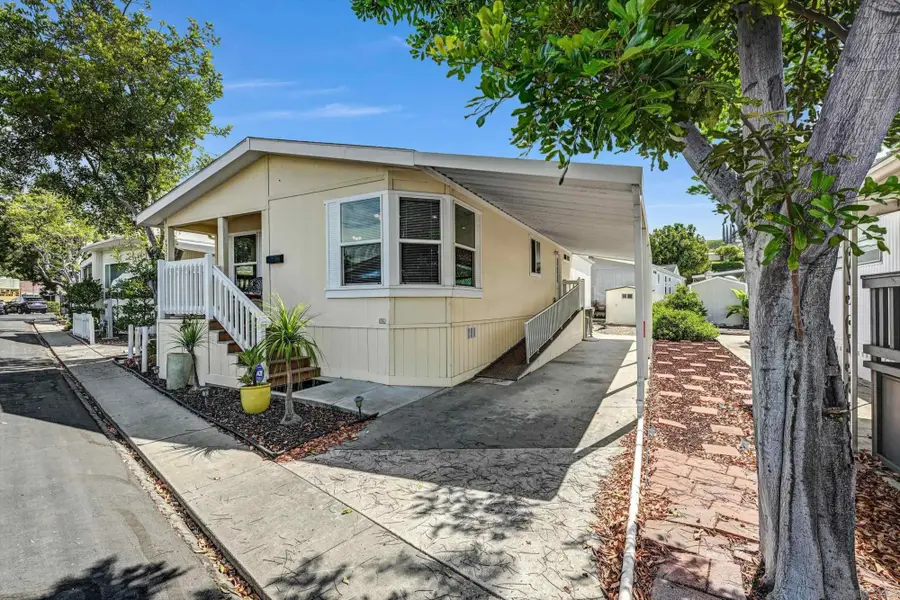 4922 1/2 Old Cliffs Rd., San Diego, CA 92120 - #3